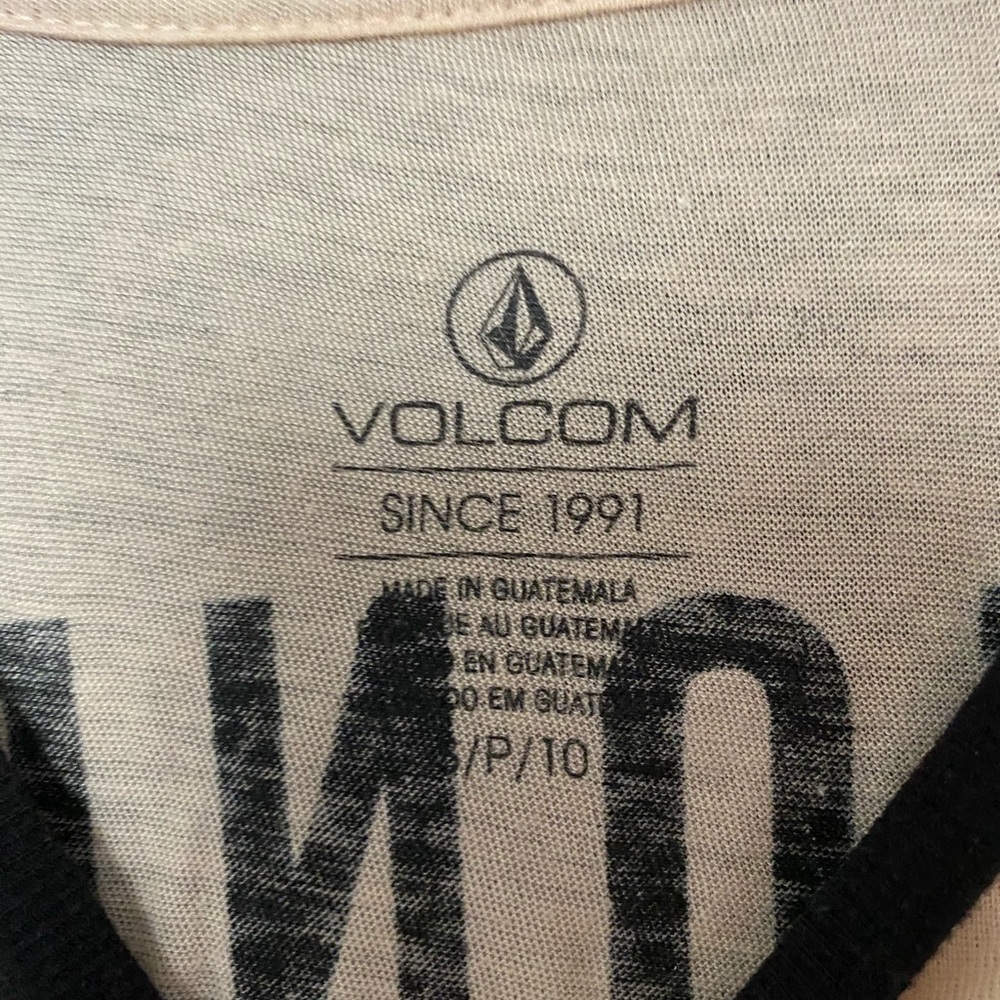 Volcom T-shirt - Picture 3 of 3